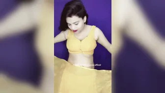 Sexy Model Wear Yellow Saree Front Camera