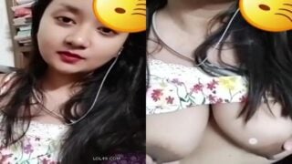 Video Call Desi Girl Shows Big Boobs Boyfriend
